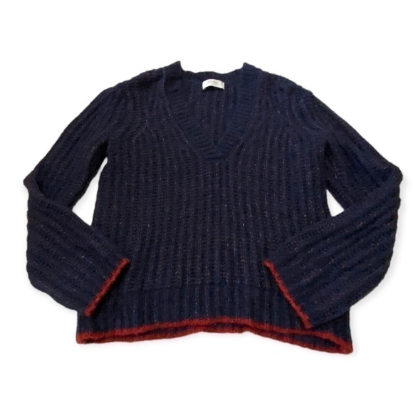 La Ligne Sweater, V neck alpaca wool sweater, Navy, Size M - Picture 3 of 15